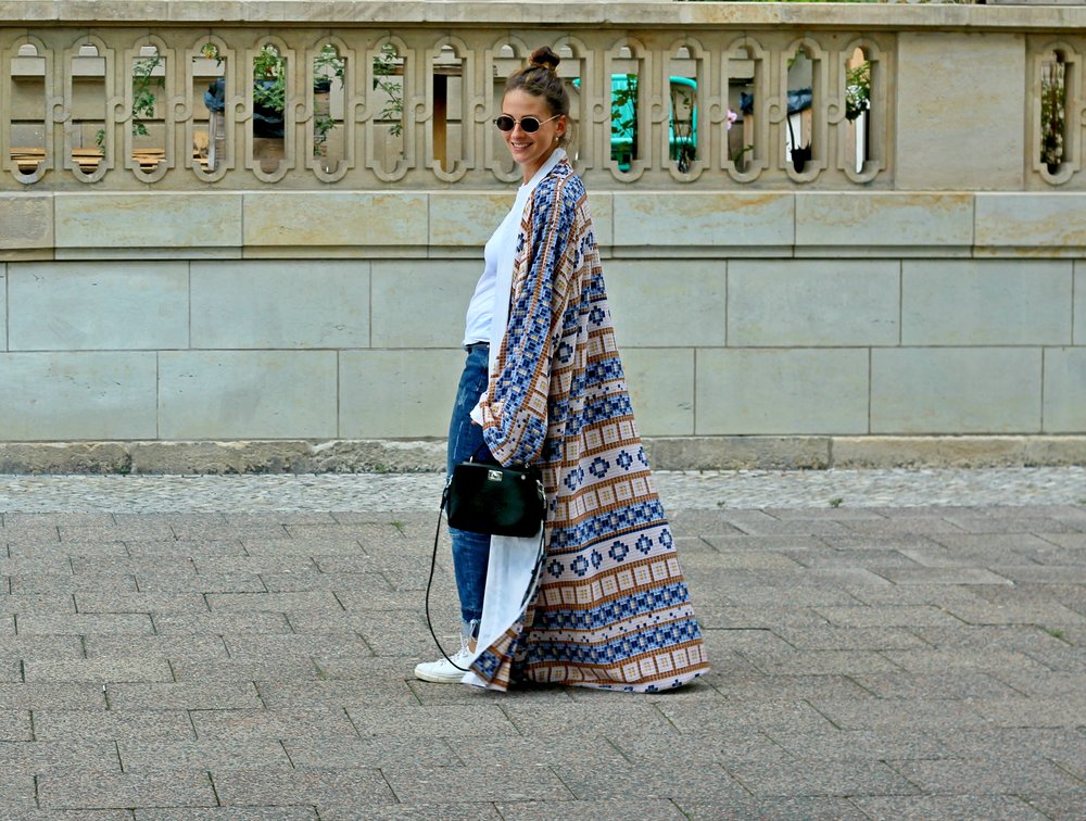 Comment porter des vêtements traditionnels maghrébins au quotidien ...